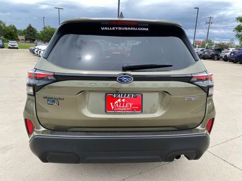 New 2026 Subaru Forester Touring AWD/4WD image 4