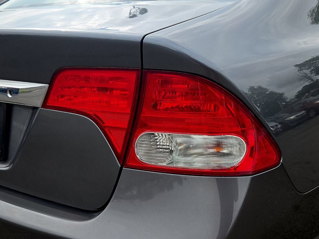 Used 2010 Honda Civic LX image 16
