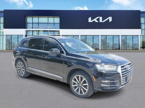 Used 2017 Audi Q7 3.0T Premium Plus AWD/4WD image 2