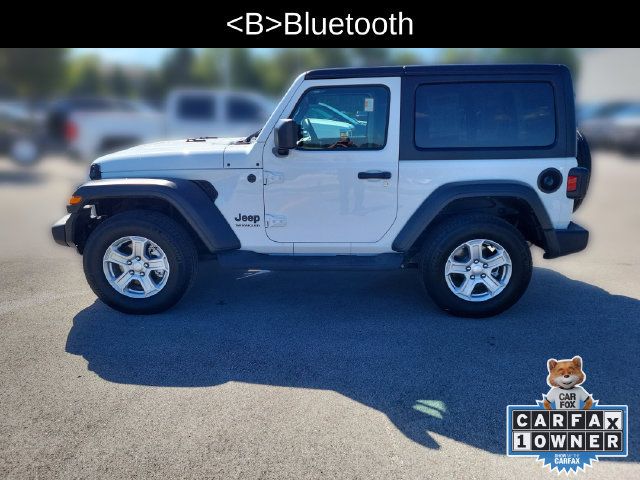 Used 2022 Jeep Wrangler Sport AWD/4WD image 2
