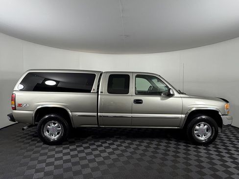 Used 2002 GMC Sierra 1500 4x4 Extended Cab w/ Sierra Professional Pkg image 5
