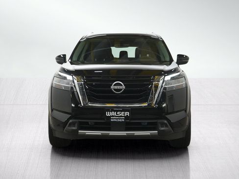 Used 2024 Nissan Pathfinder Platinum AWD/4WD image 8