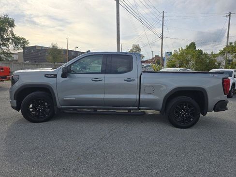 Used 2023 GMC Sierra 1500 Elevation w/ Preferred Package image 9