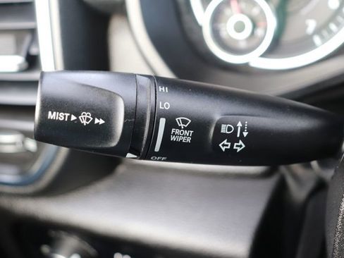 Used 2025 RAM 1500 Laramie image 21