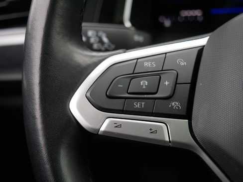 Used 2024 Volkswagen Jetta SE image 28