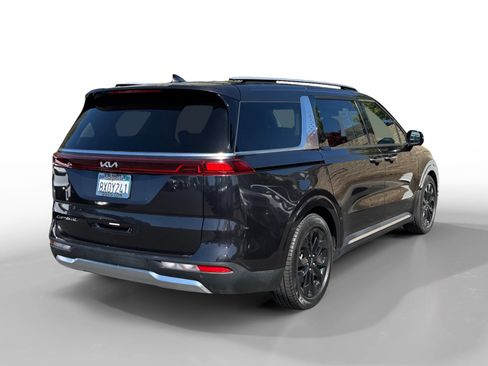 Used 2022 Kia Carnival SX Prestige FWD image 5