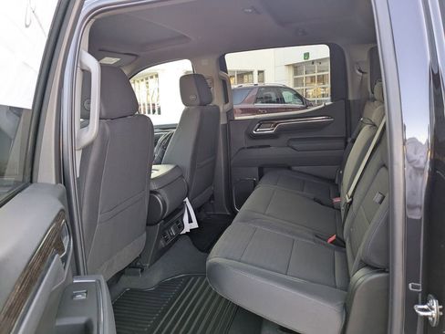 New 2026 GMC Sierra 1500 Elevation image 14