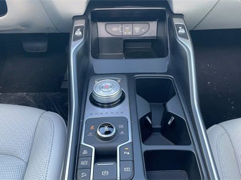 Certified 2025 Kia Sorento EX w/ EX Panoramic Sunroof Package image 35