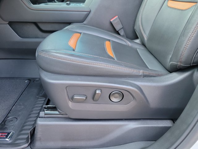 Used 2026 GMC Sierra 2500 AT4 w/ AT4 Premium Plus Package AWD/4WD image 12