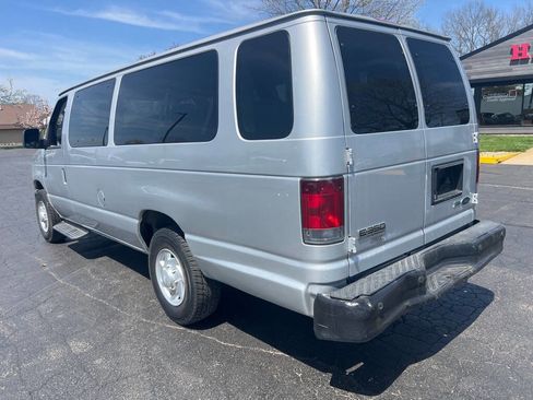 Used 2011 Ford E-350 and Econoline 350 XL w/ PWR Windows & Locks Group image 2