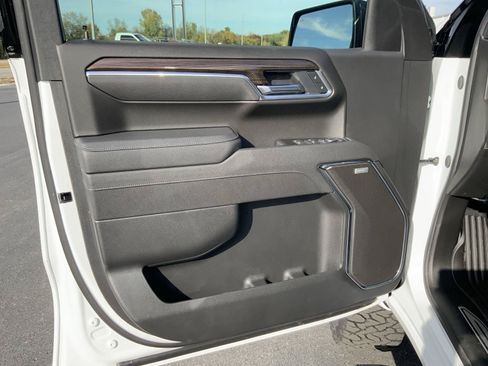 New 2025 Chevrolet Silverado 1500 RST AWD/4WD image 27