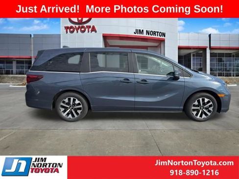 Used 2025 Honda Odyssey EX-L image 6