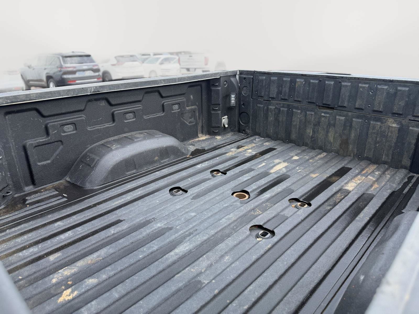 Used 2024 Chevrolet Silverado 2500 Custom w/ Custom Value Package AWD/4WD image 11