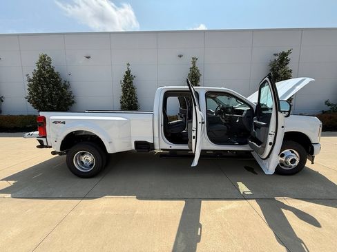 New 2026 Ford F350 XL w/ STX Appearance Package AWD/4WD image 25