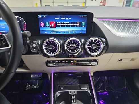 Certified 2026 Mercedes-Benz GLA 250 image 22