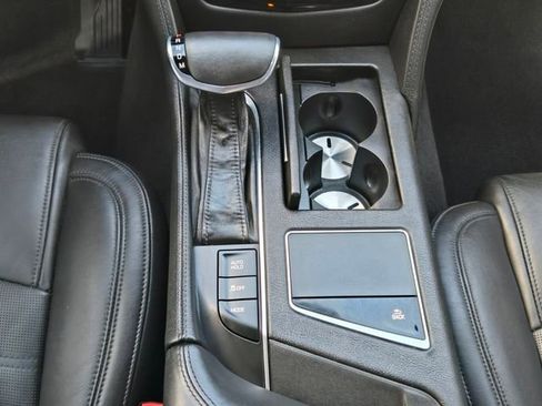 Used 2018 Cadillac CT6 Luxury AWD/4WD image 21