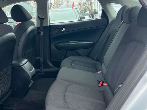 Used 2020 Kia Optima LX image 20