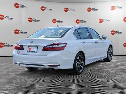 Used 2017 Honda Accord EX-L image 5