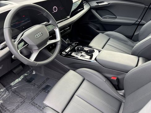 New 2025 Audi Q6 e-tron Premium Plus image 9