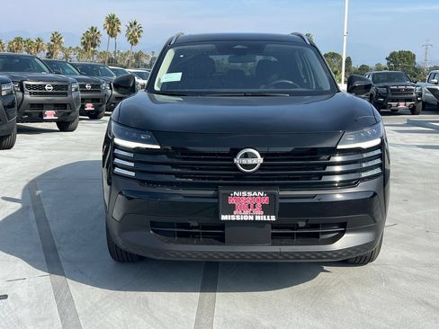 New 2026 Nissan Kicks SV w/ Interior Electronics Package FWD image 8
