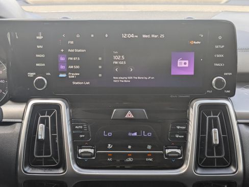 Certified 2023 Kia Sorento S image 23