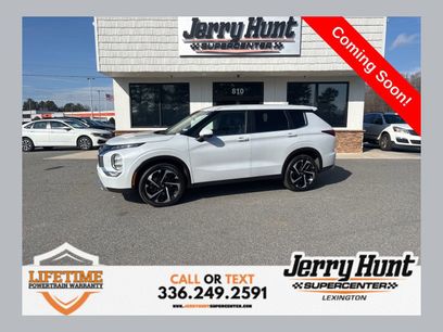 Used 2024 Mitsubishi Outlander SE Black Edition