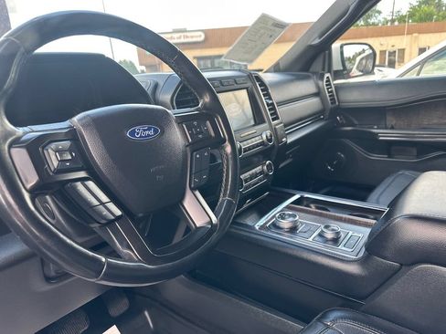 Used 2020 Ford Expedition Limited AWD/4WD image 37