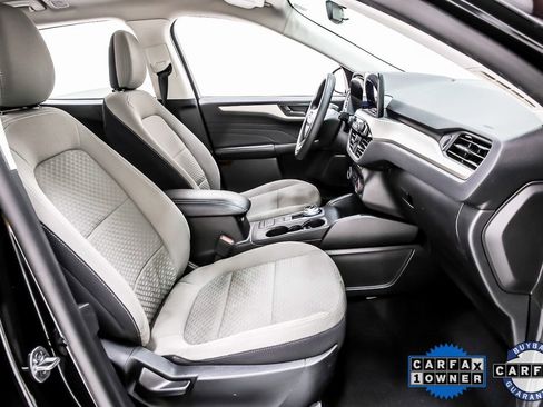 Used 2022 Ford Escape SE image 31