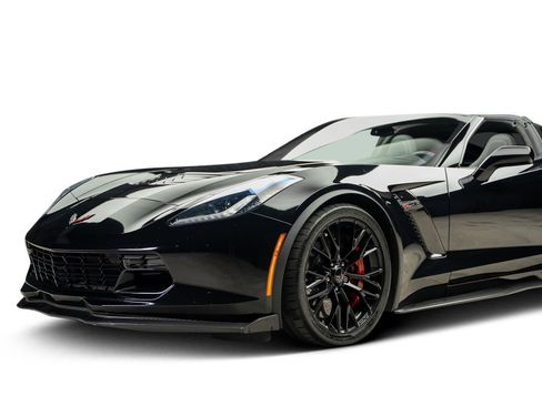 Used 2016 Chevrolet Corvette Z06 w/ 3LZ Preferred Equipment Group RWD image 16
