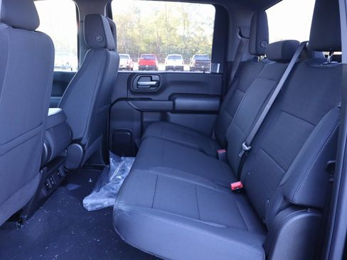 New 2025 Chevrolet Silverado 2500 Custom w/ Custom Value Package image 17