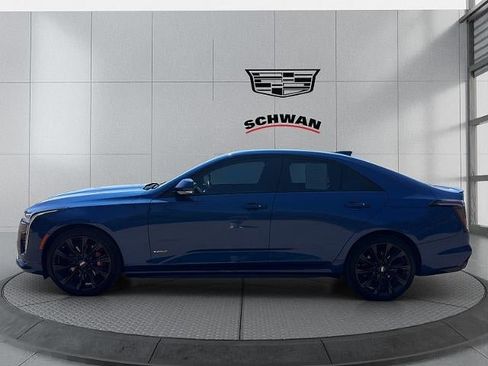 Used 2022 Cadillac CT4 V w/ Technology Package AWD/4WD image 7