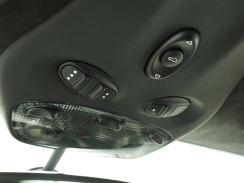 Used 2013 Porsche 911 Turbo S image 34