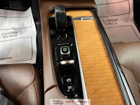 Used 2024 Volvo XC90 B6 Plus w/ Protection Package Premier AWD/4WD image 47