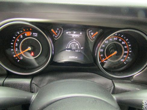 Used 2020 Jeep Wrangler Unlimited Sport S image 23