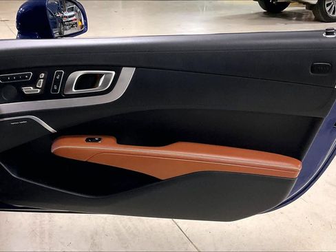 Used 2017 Mercedes-Benz SL 550 image 21