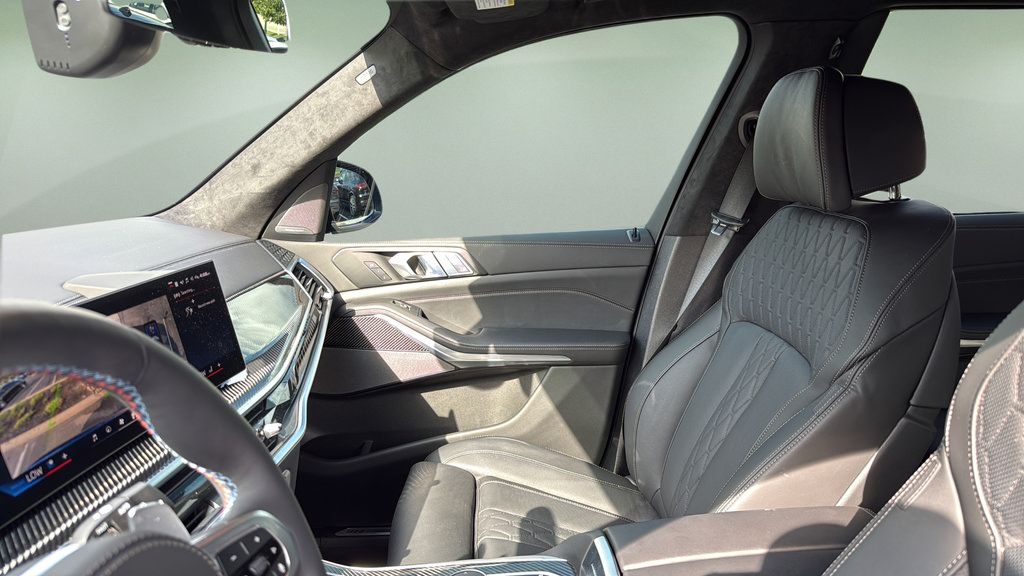 Used 2026 BMW X7 M60i AWD/4WD image 23