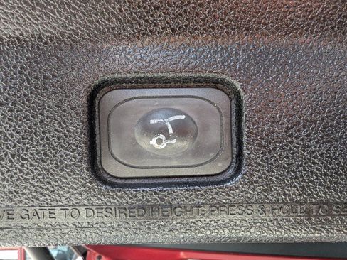 Used 2017 Ford Explorer Limited w/ Equipment Group 301A AWD/4WD image 29