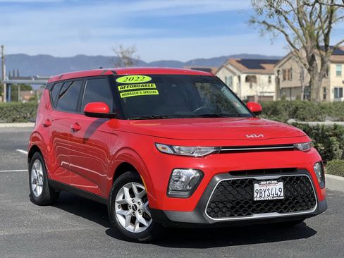 Used 2022 Kia Soul LX w/ Technology Package image 35