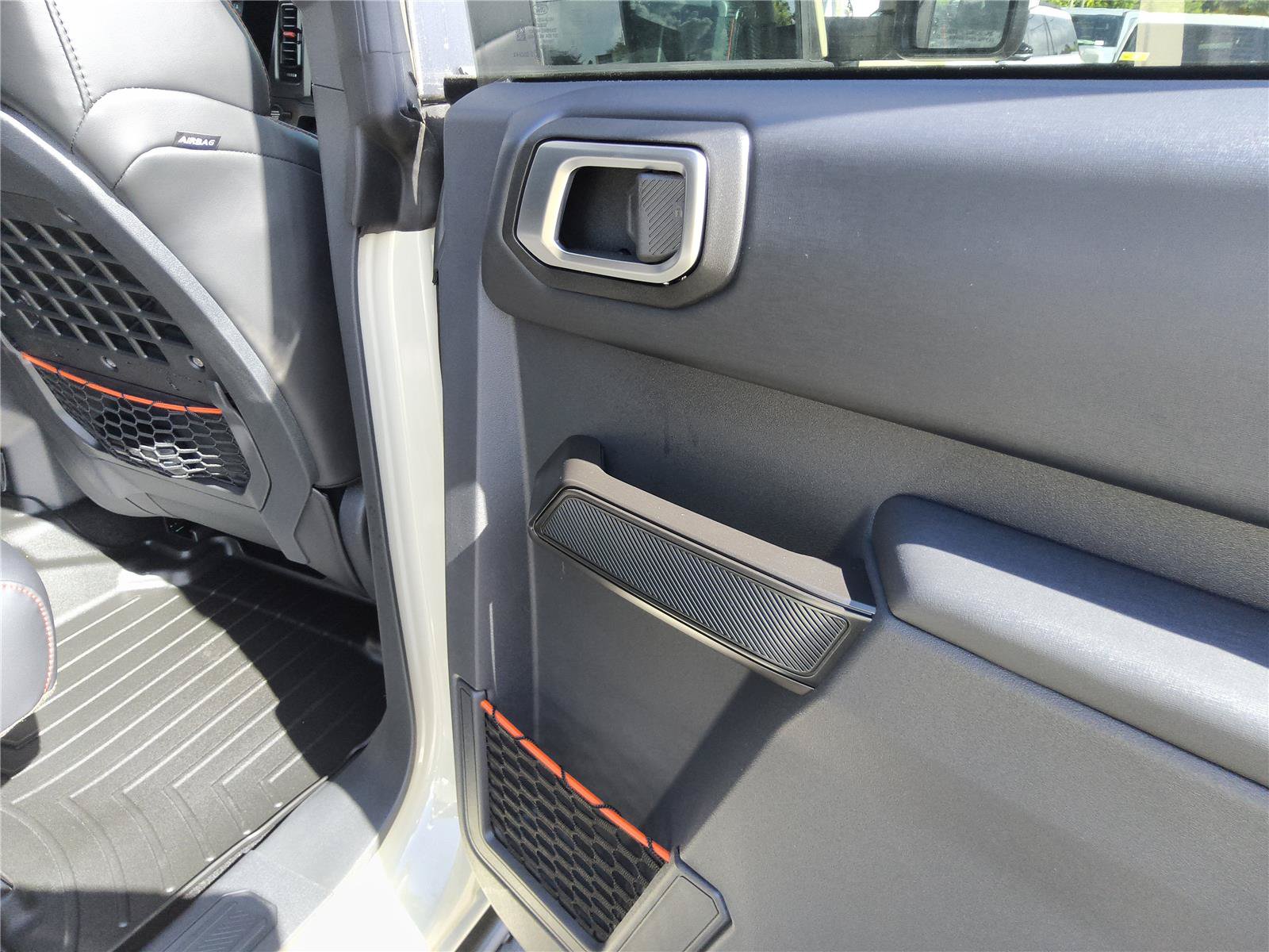 New 2026 Ford Bronco Raptor w/ Interior Carbon Fiber Pack AWD/4WD image 28