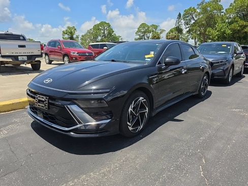 Used 2024 Hyundai Sonata SEL w/ Convenience Package FWD image 5
