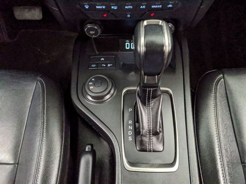 Used 2021 Ford Ranger Lariat w/ Equipment Group 501A High image 10