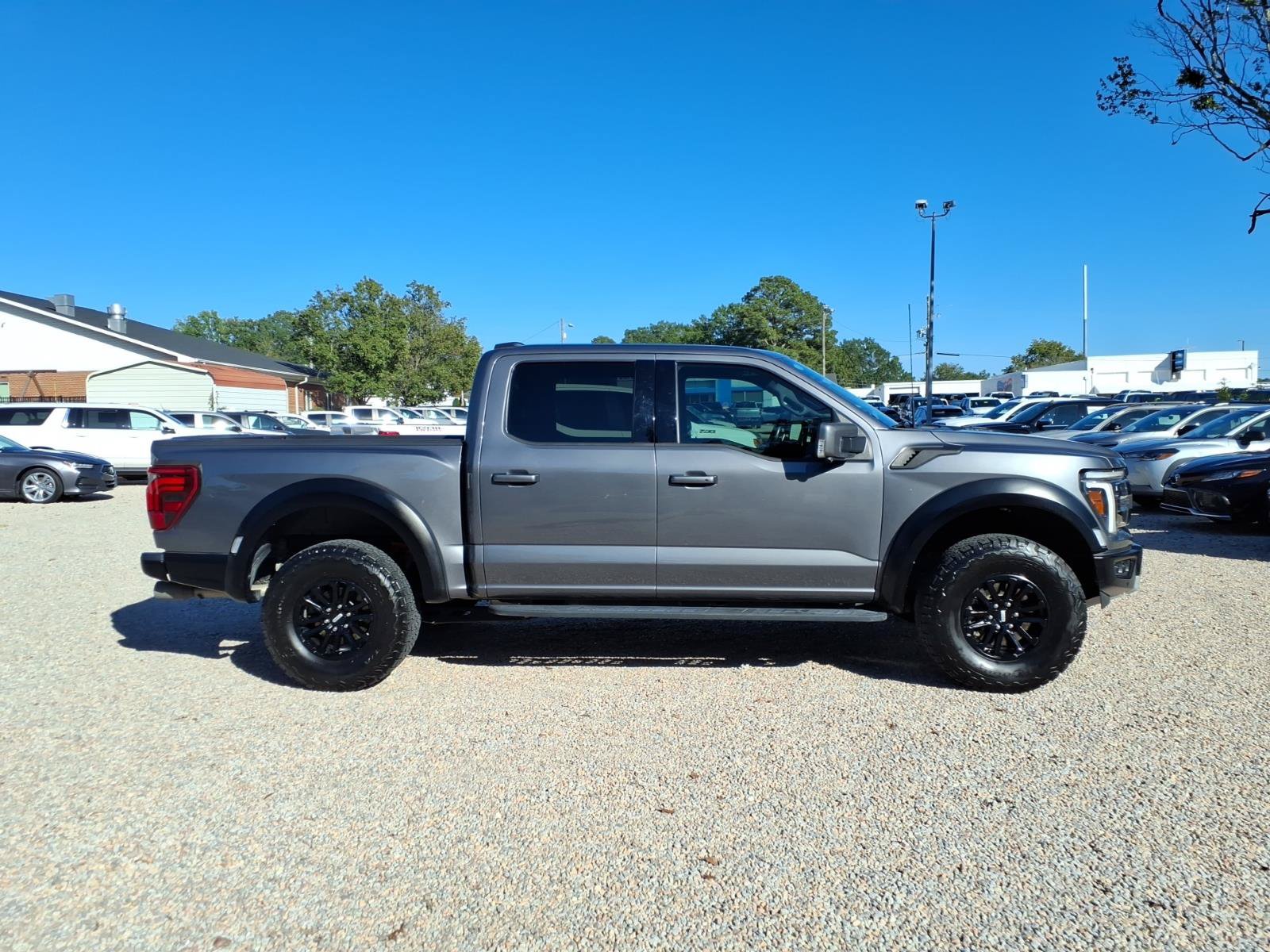 Used 2024 Ford F150 Raptor AWD/4WD image 12