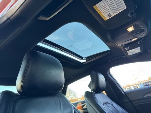 Used 2017 Lincoln MKZ Reserve w/ Climate Package image 10