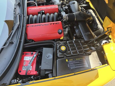 Used 2003 Chevrolet Corvette Z06 w/ Memory Package, 3 Drivers image 13