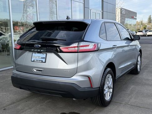 Used 2024 Ford Edge SE image 7