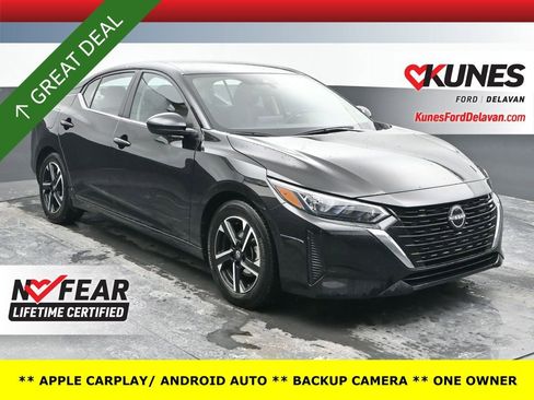 Used 2024 Nissan Sentra SV image 1