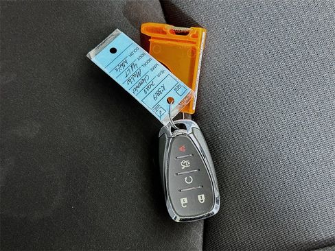 Used 2024 Chevrolet Malibu LT image 34