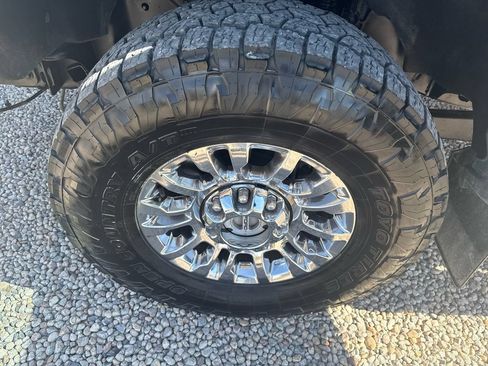 Used 2020 Ford F350 XLT w/ XLT Premium Package AWD/4WD image 23