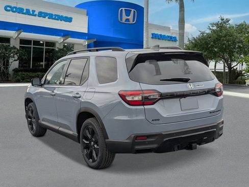 New 2026 Honda Pilot Black Edition image 3