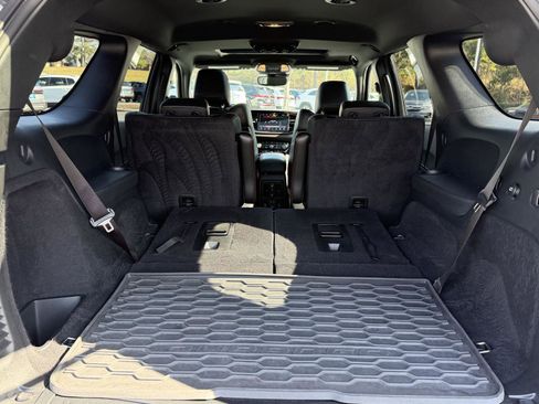 Used 2023 Dodge Durango R/T image 11